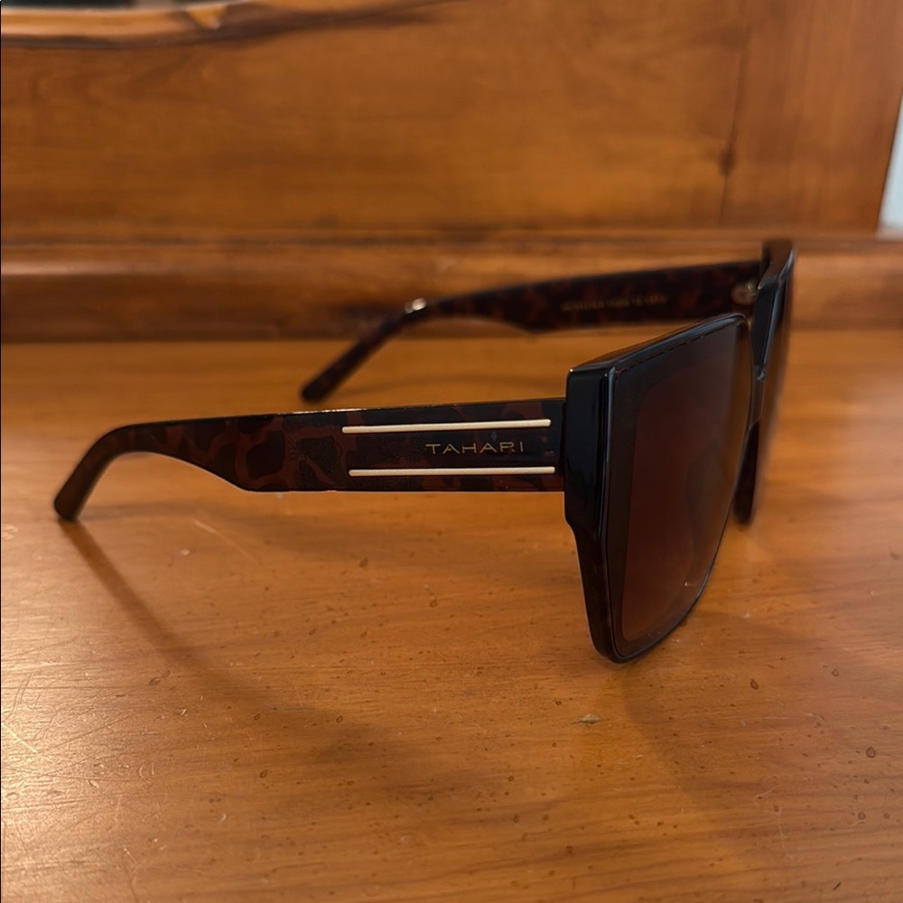 Tahari Brown Patterned Sunglasses